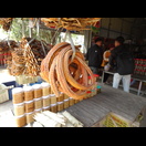 … ebenso wie getrocknete Schlangen